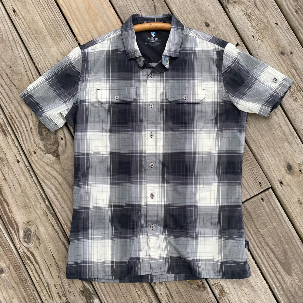 Kuhl Men's Short Sleeve Plaid Button-Up Shirt in Black & White